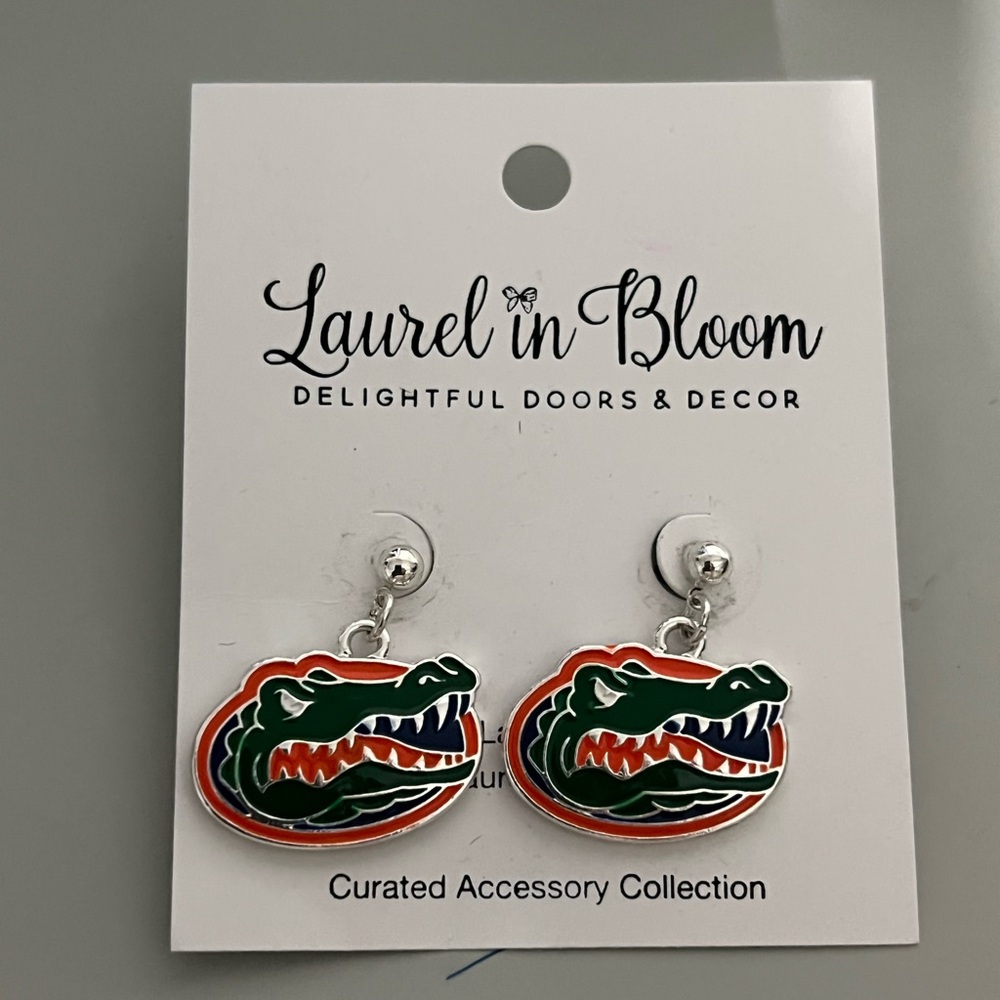 University of Florida Earrings. UF logo Gator Earrings (never worn)